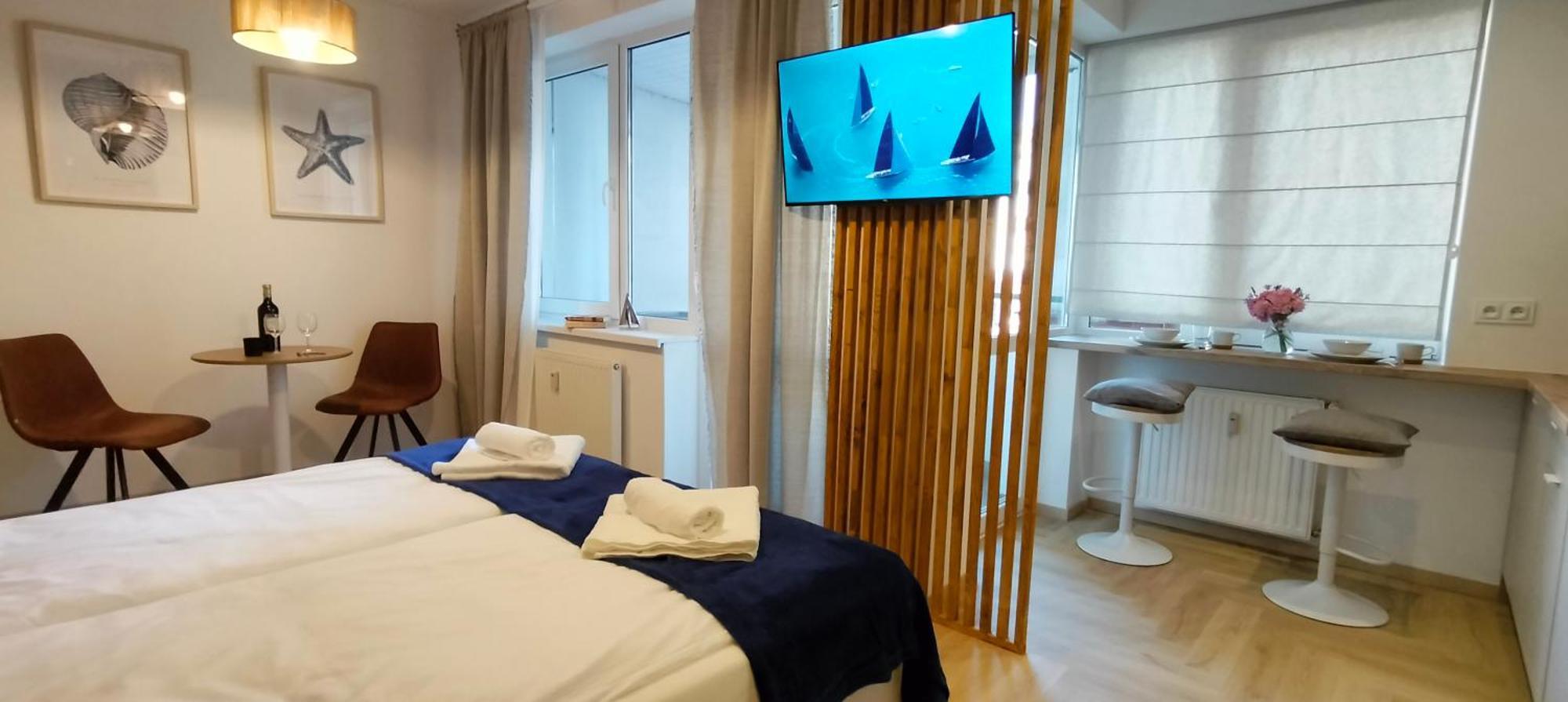 Cicha Przystan - Pokoje Przy Latarni Kołobrzeg Exteriör bild